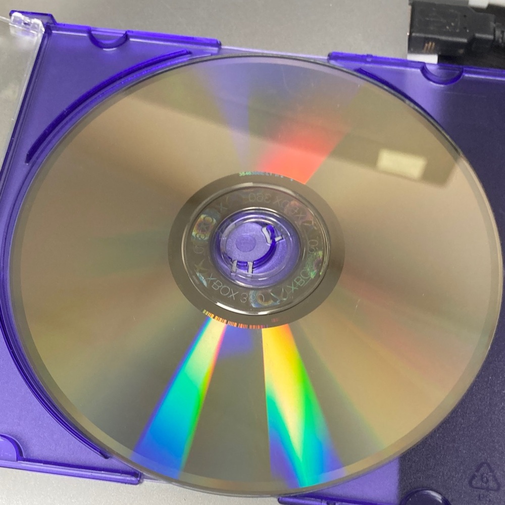 Microsoft Xbox 360 TDU2 Test Drive Unlimited Game Disc - Black and Purple - Picture 2 of 2